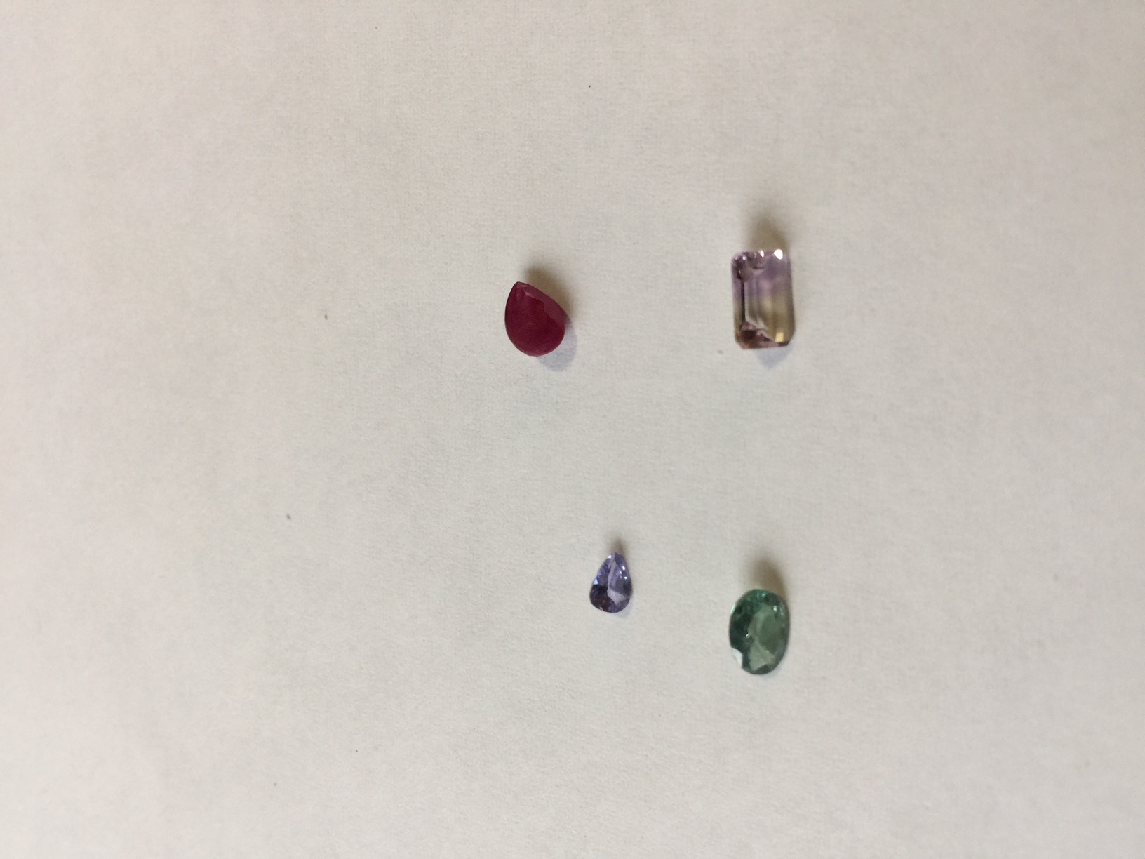 Buying loose gemstones on Etsy